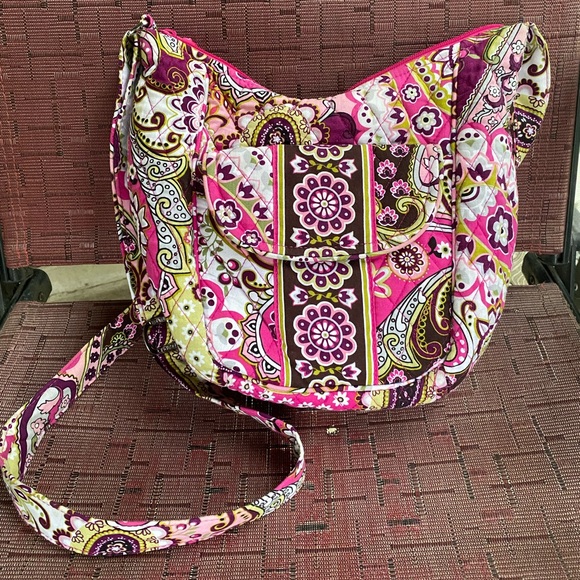 Vera Bradley Handbags - Vera Bradley Crossbody Purse